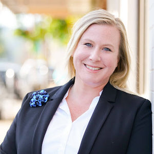 Meet your Posher, Jennifer